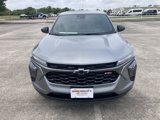 New 2025 Chevrolet Trax RS w/ Sunroof Package image 2