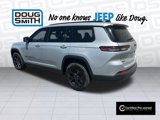 Used 2024 Jeep Grand Cherokee L Laredo image 3