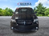 Used 2017 Dodge Grand Caravan GT image 2