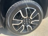Used 2021 GMC Acadia SLE w/ Driver Convenience Package image 5