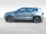 New 2025 Volkswagen Taos SE image 2