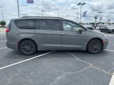 Used 2021 Chrysler Pacifica Touring w/ S Appearance Package image 2