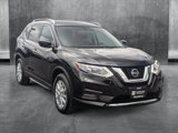 Used 2018 Nissan Rogue SV image 3