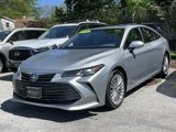Used 2020 Toyota Avalon Limited image 2