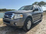 Used 2011 Ford Expedition XLT image 2