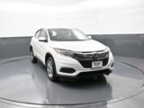Certified 2021 Honda HR-V LX image 3