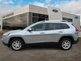 Used 2015 Jeep Cherokee Latitude image 2