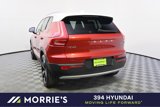 Used 2019 Volvo XC40 T5 Momentum image 4