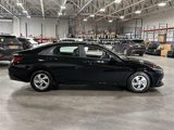Used 2021 Hyundai Elantra SE image 2