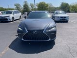 Used 2023 Lexus ES 300h Ultra Luxury image 2