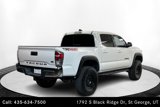 Used 2022 Toyota Tacoma TRD Off-Road image 5