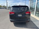 Used 2018 Chrysler Pacifica Touring-L w/ Advanced Safetytec Group image 3