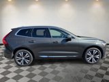 Used 2022 Volvo XC60 B6 Inscription w/ Advanced Package image 2
