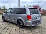 Used 2016 Dodge Grand Caravan SXT image 4