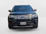Used 2018 Ford Explorer XLT image 2