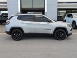 New 2025 Jeep Compass Latitude image 3