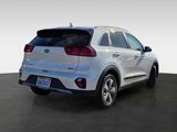 Used 2021 Kia Niro LX image 4