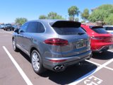 Used 2015 Porsche Cayenne S image 3