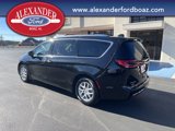 Used 2021 Chrysler Pacifica Touring-L image 2