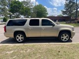 Used 2008 Chevrolet Suburban LT w/ LT Preferred Equipment Group image 6
