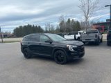 Used 2022 GMC Terrain SLE w/ Driver Convenience Package image 3