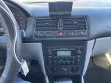 Used 2005 Volkswagen Golf GLS image 3