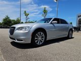Used 2021 Chrysler 300 Touring L image 4