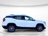 Used 2023 GMC Terrain SLT image 2