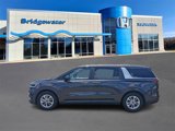 Used 2022 Kia Carnival LX image 4