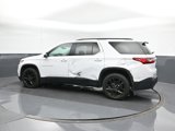 Used 2020 Chevrolet Traverse LT image 3