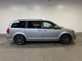 Used 2017 Dodge Grand Caravan GT image 2