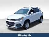 Used 2020 Chevrolet Trax LT w/ LT Convenience Package image 4