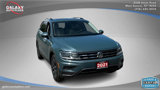 Used 2021 Volkswagen Tiguan SE w/ Panoramic Sunroof Package image 3