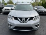 Used 2016 Nissan Rogue SV w/ SV Premium Package image 2