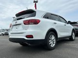 Used 2019 Kia Sorento AWD image 3