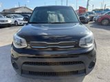 Used 2017 Kia Soul image 2