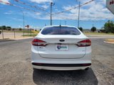 Used 2017 Ford Fusion SE w/ Fusion SE Technology Package image 4