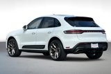 Certified 2022 Porsche Macan image 3