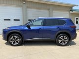 Used 2021 Nissan Rogue SV image 4