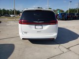 New 2025 Chrysler Pacifica Select image 3