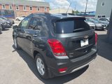 Used 2019 Chevrolet Trax LT w/ LT Convenience Package image 3