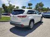 Used 2015 Toyota Highlander LE image 4