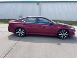 Used 2021 Nissan Altima 2.5 SR image 2