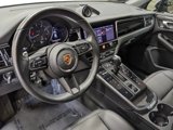Used 2024 Porsche Macan image 4