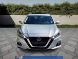 Used 2020 Nissan Altima 2.5 SV image 2