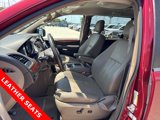 Used 2015 Chrysler Town & Country Touring image 3