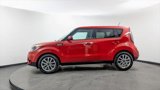Used 2018 Kia Soul + image 3