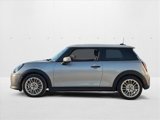 Used 2025 MINI Cooper 2-Door Hardtop image 5