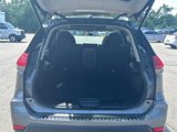 Used 2017 Nissan Rogue SV image 5