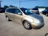 Used 2007 Hyundai Entourage GLS image 5